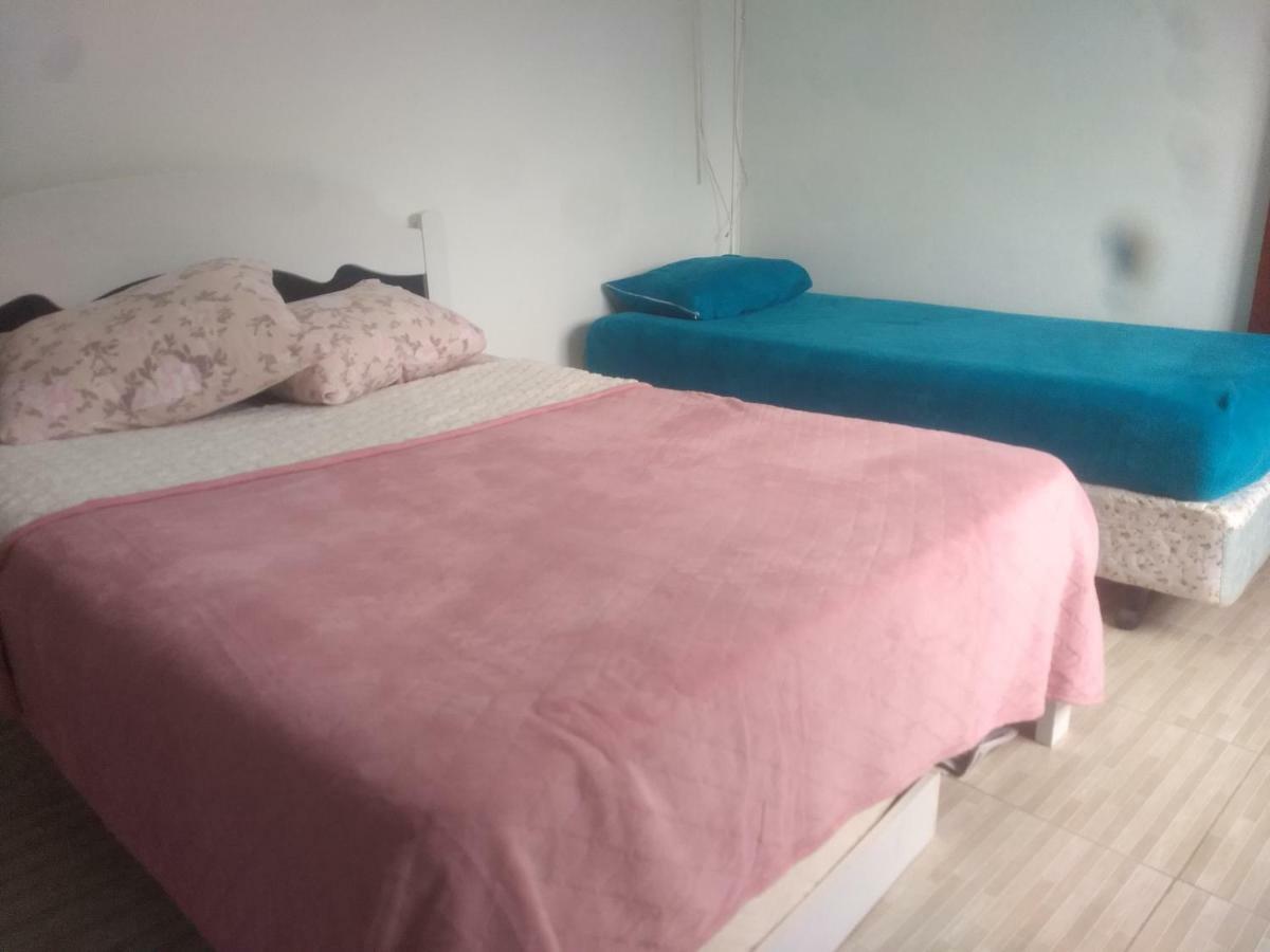 Hospedagem Dona Tania كانيلا المظهر الخارجي الصورة